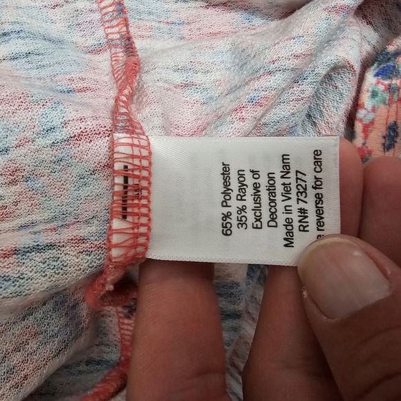 LC Lauren Conrad Pink Floral Flutter Sleeve Tee Size Small - Picture 8 of 9